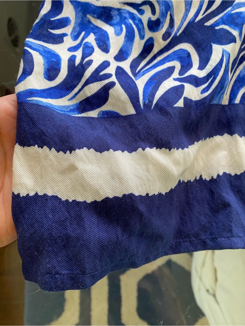 JULES & LEOPOLD Vibrant Blue and White Floral Print Midi Skirt! 💙 - Picture 11 of 15